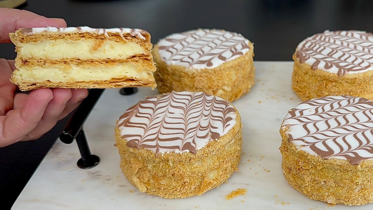 Petits Millefeuilles à la Crème Pâtissière Petits Millefeuilles à la Crème Pâtissière